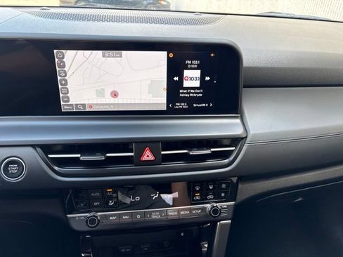 Certified 2025 Kia Seltos SX AWD/4WD image 17