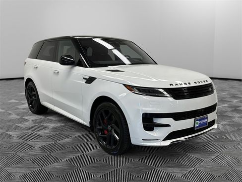 Used 2023 Land Rover Range Rover Sport SE Dynamic image 7