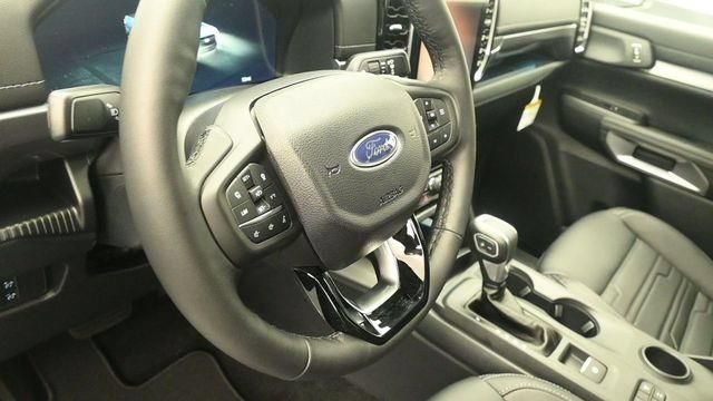 New 2026 Ford Ranger Lariat w/ Trailer Tow Package RWD image 15