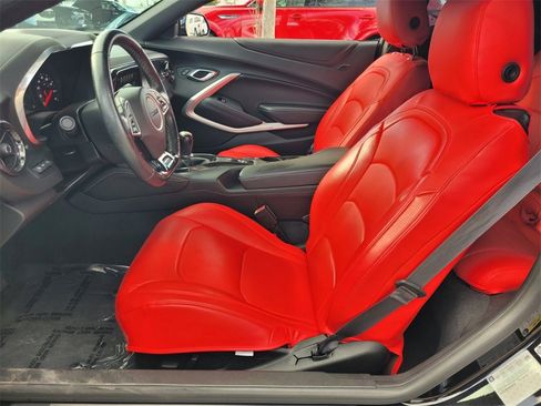 Used 2017 Chevrolet Camaro LT image 3