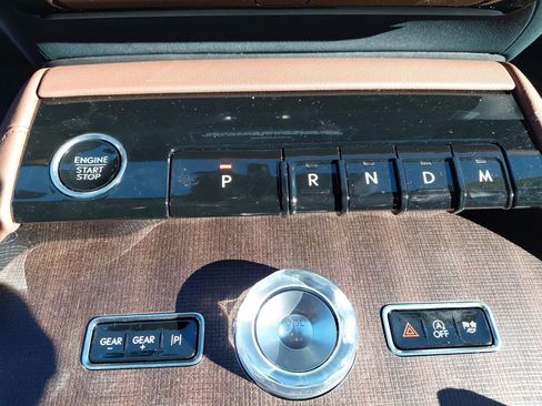 New 2025 Lincoln Navigator Reserve image 45