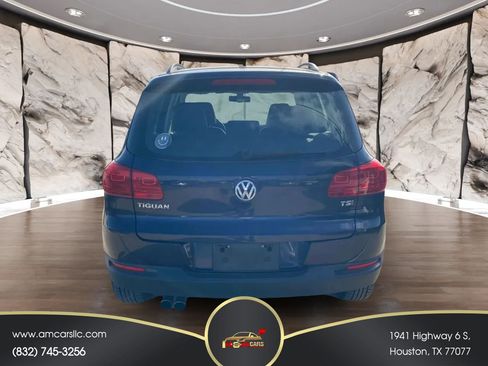 Used 2016 Volkswagen Tiguan S FWD image 3