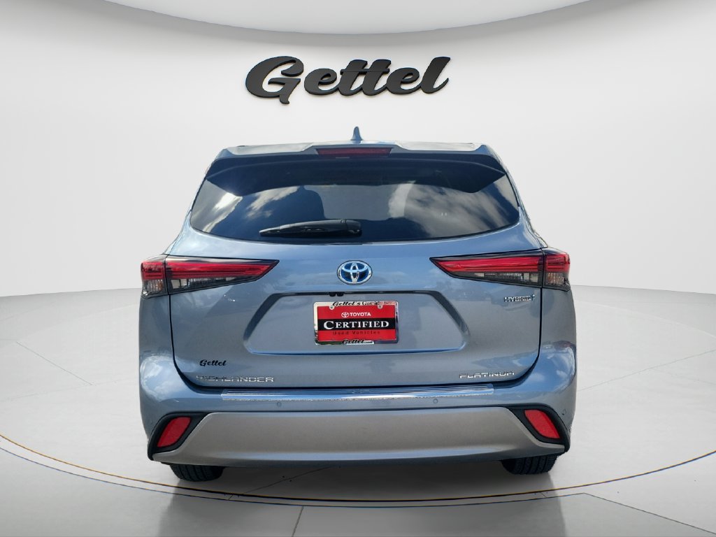 Certified 2022 Toyota Highlander Platinum AWD/4WD image 6