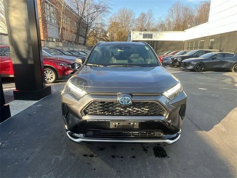 Used 2024 Toyota RAV4 SE w/ Weather & Moonroof Package image 3