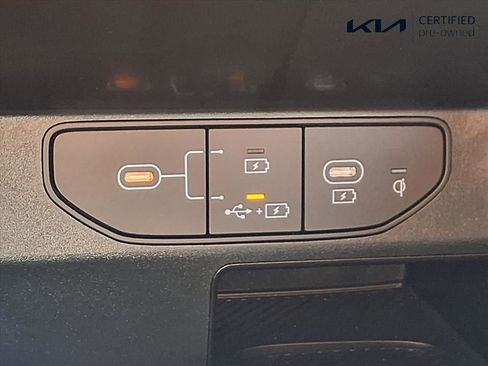 Certified 2025 Kia Sorento S w/ Panoramic Sunroof Package image 6