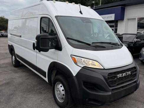 Used 2023 RAM ProMaster 2500 FWD image 4