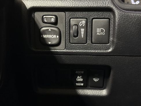 Used 2023 Toyota 4Runner TRD Off-Road Premium w/ Moonroof Package AWD/4WD image 19