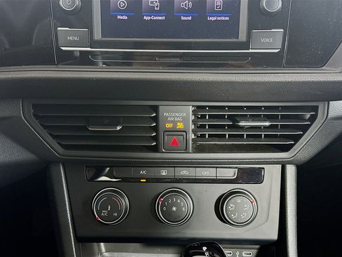 Used 2024 Volkswagen Jetta S image 23