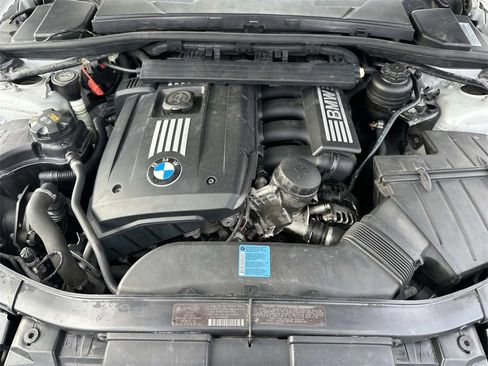 Used 2010 BMW 328i Sedan image 11