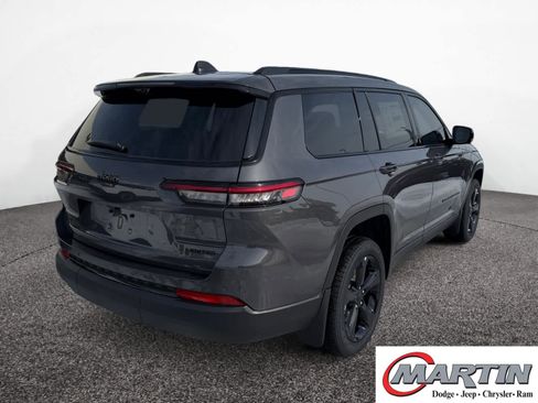 New 2025 Jeep Grand Cherokee L Limited w/ Luxury Tech Group II AWD/4WD image 5
