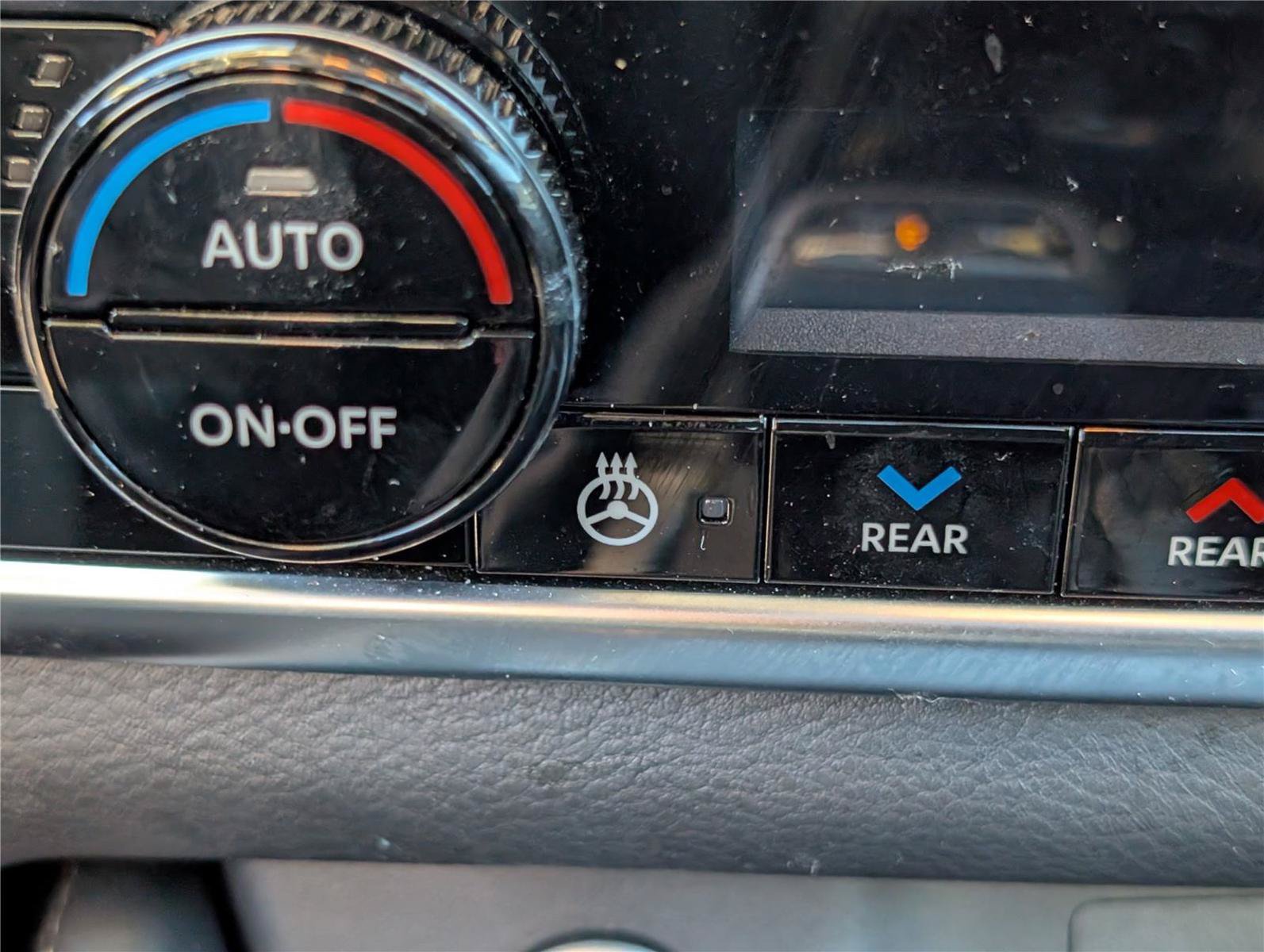 Used 2023 Nissan Rogue SL w/ SL Premium Package AWD/4WD image 29