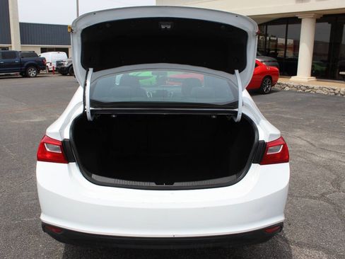 Used 2023 Chevrolet Malibu LT FWD image 13