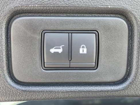New 2026 Nissan Pathfinder Platinum AWD/4WD image 13