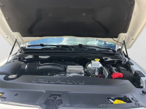 Used 2022 RAM 1500 Big Horn AWD/4WD image 10