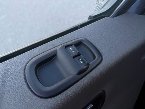 Used 2022 Ford Transit 250 Medium Roof image 29