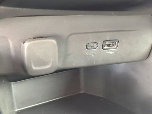 Used 2025 Chevrolet Trax LT w/ Driver Confidence Package image 21