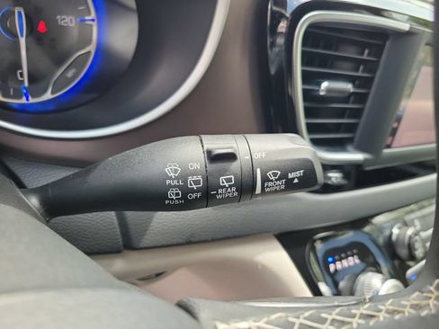 Used 2023 Chrysler Voyager LX FWD image 27