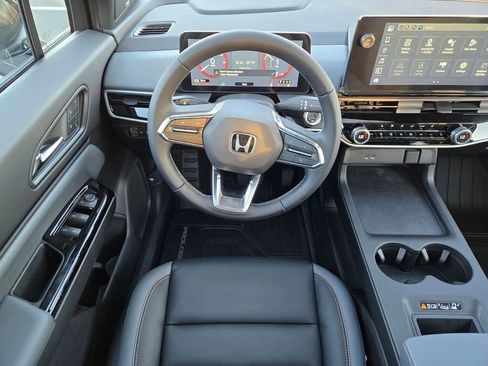 New 2026 Honda Prologue Touring image 13