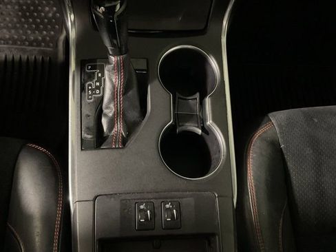 Used 2015 Toyota Camry XSE w/ Moonroof Package image 28