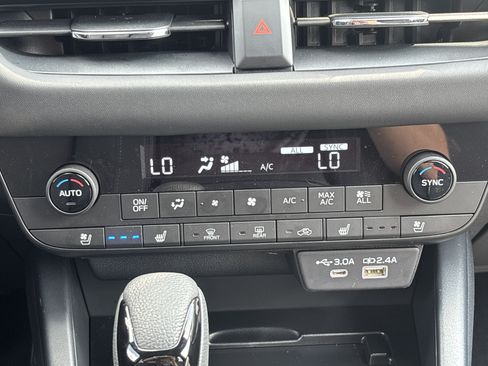 Certified 2026 Subaru Outback Touring XT AWD/4WD image 12