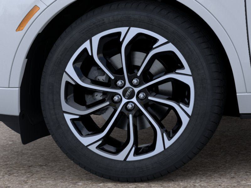 New 2026 Lincoln Nautilus Reserve AWD/4WD image 19