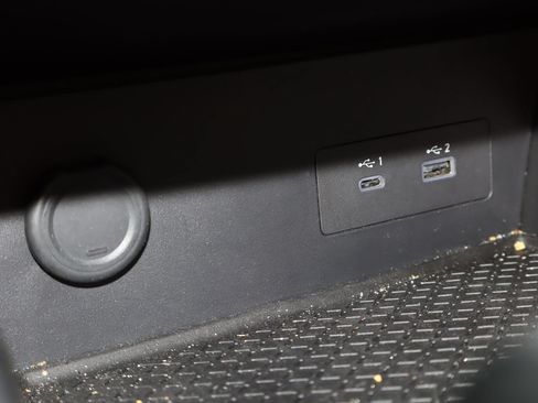 Used 2024 Nissan Pathfinder SV FWD image 26