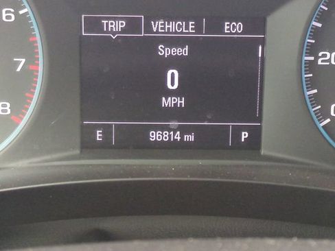 Used 2020 Chevrolet Traverse LS FWD image 33
