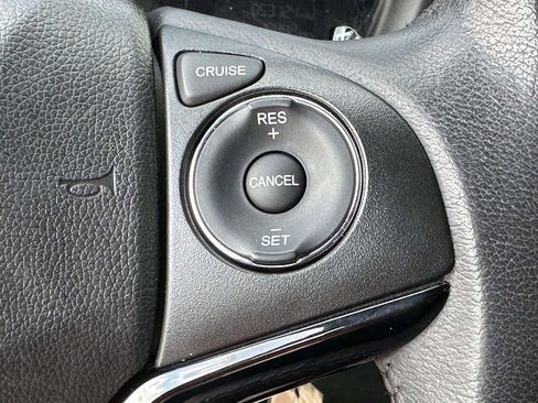 Used 2019 Honda HR-V Sport image 25