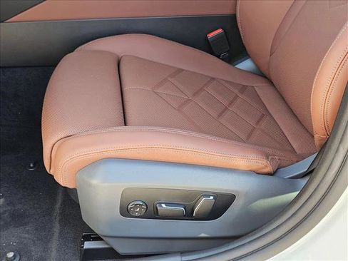 New 2026 BMW i5 eDrive40 w/ M Sport Package image 4