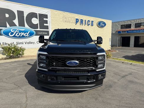 Used 2023 Ford F350 Lariat w/ Lariat Ultimate Package AWD/4WD image 2