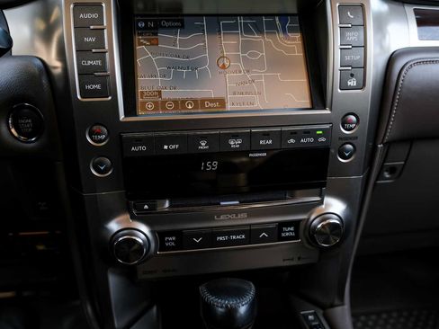 Used 2018 Lexus GX 460 Premium AWD/4WD image 26