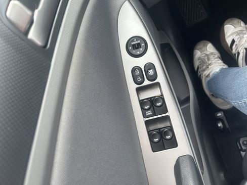 Used 2017 Hyundai Accent SE image 16