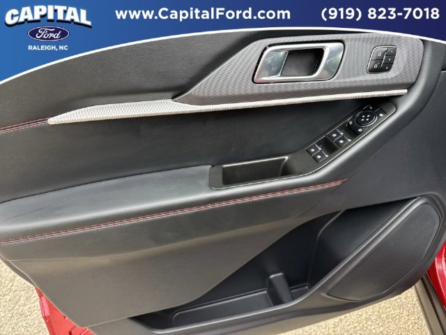 Certified 2025 Ford Explorer ST-Line w/ Premium Package RWD image 20
