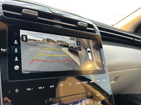 Used 2023 Hyundai Tucson Limited w/ Cargo Package image 23