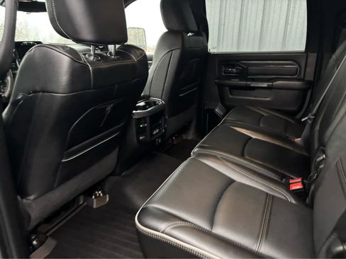 Used 2024 RAM 2500 Limited image 21