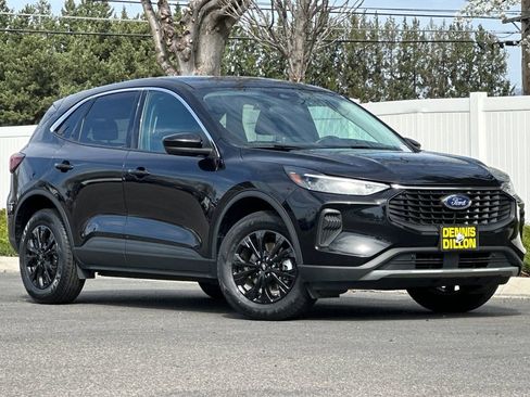 Used 2024 Ford Escape Active image 1