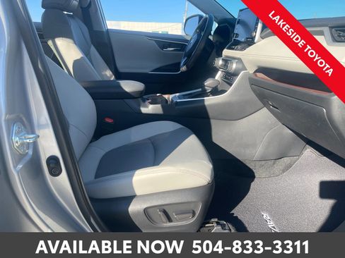Certified 2022 Toyota RAV4 Limited image 18