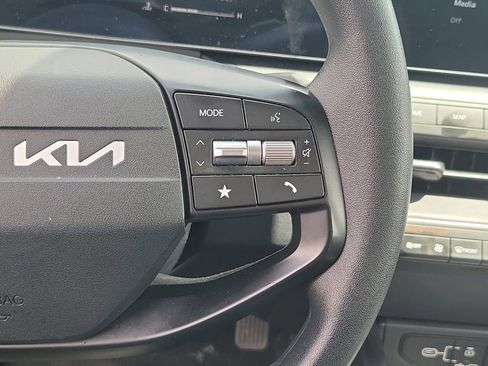 Used 2025 Kia K4 FWD image 25