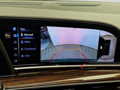 Used 2023 Cadillac Escalade Premium Luxury w/ Performance Package image 16