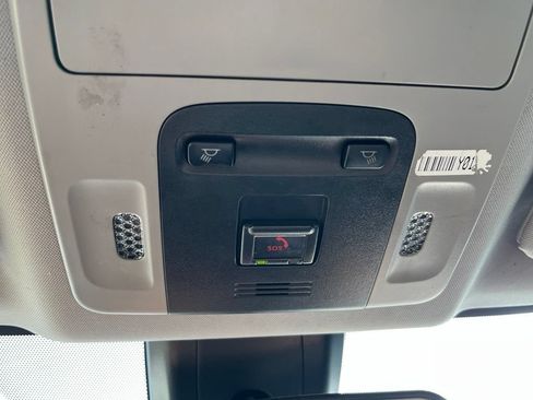 Used 2022 Toyota Camry SE FWD image 24
