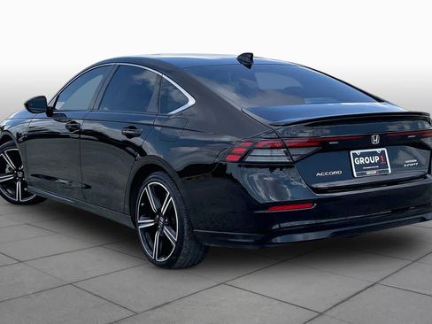 Used 2023 Honda Accord Sport image 12
