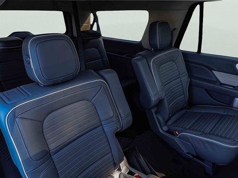Used 2020 Lincoln Navigator L Black Label w/ Cargo Convenience Package AWD/4WD image 24