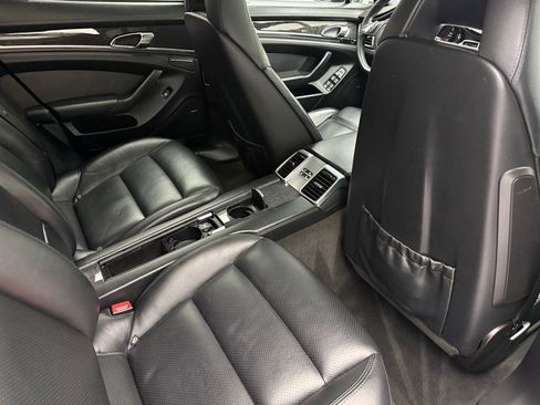 Used 2012 Porsche Panamera Turbo image 29