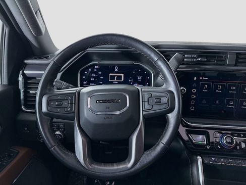 Used 2024 GMC Sierra 3500 Denali Ultimate image 23