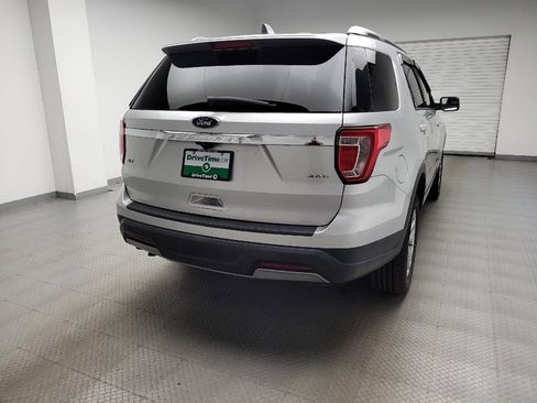 Used 2019 Ford Explorer XLT AWD/4WD image 7