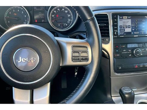Used 2012 Jeep Grand Cherokee Altitude AWD/4WD image 21