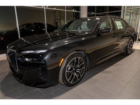 New 2026 BMW 760i xDrive w/ Executive Package image 45