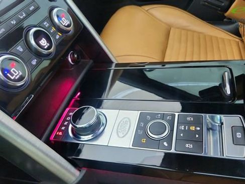 Used 2019 Land Rover Discovery HSE Luxury AWD/4WD image 49