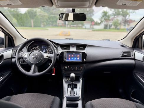 Used 2019 Nissan Sentra S FWD image 15