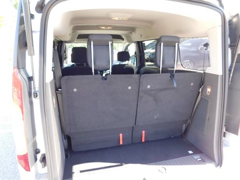 Used 2021 Ford Transit Connect XLT FWD image 10